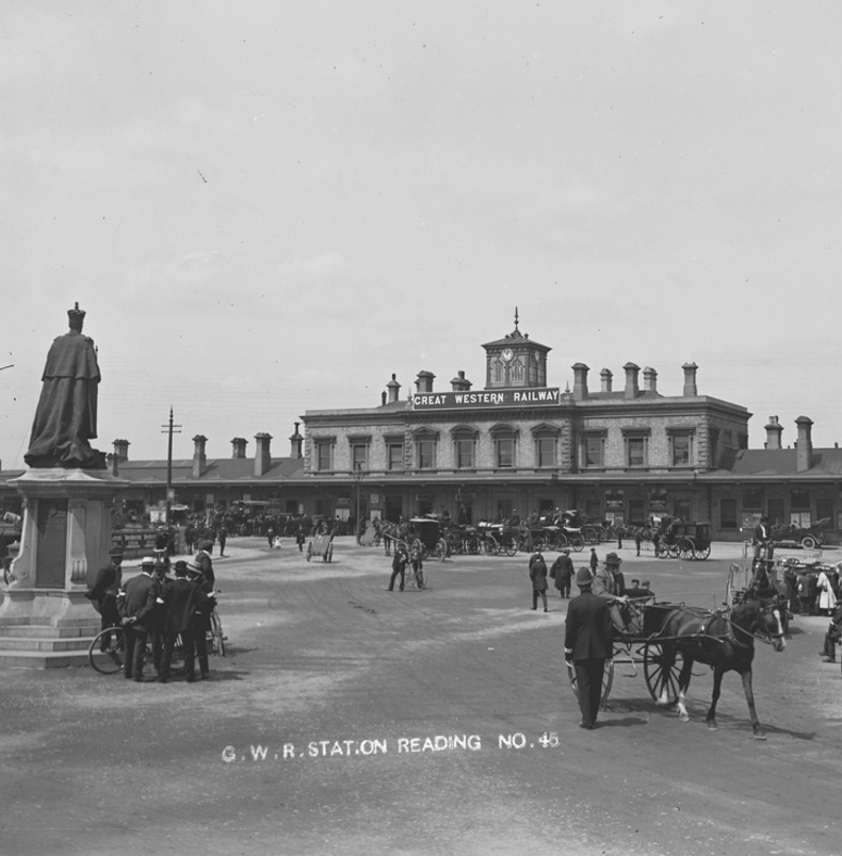 Exterior of Great Western Railway station, Reading, c. 1880s-1930s, Dann-Lewis Collection